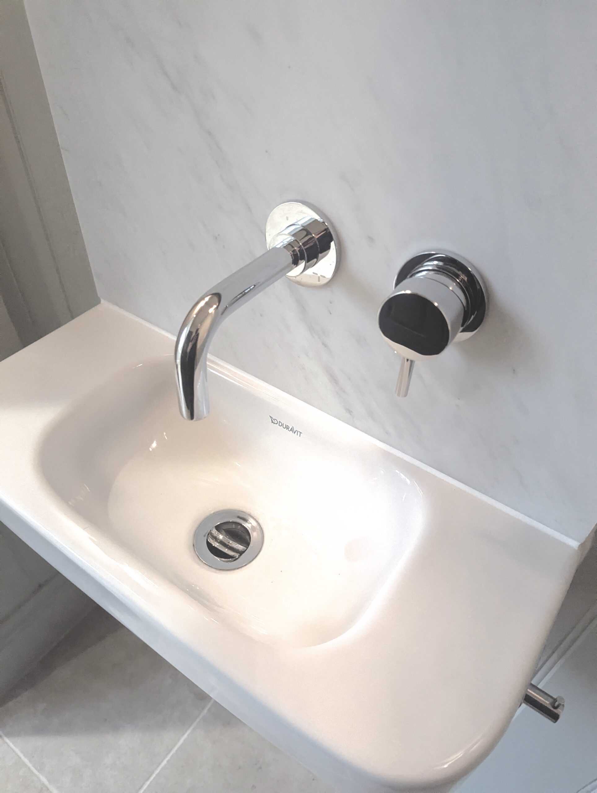 Bathroom limescale removal in Bristol