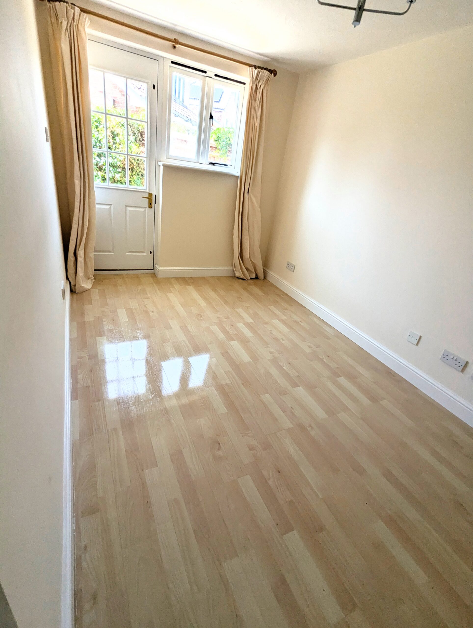 Full tenancy move out clean in Wiltshire